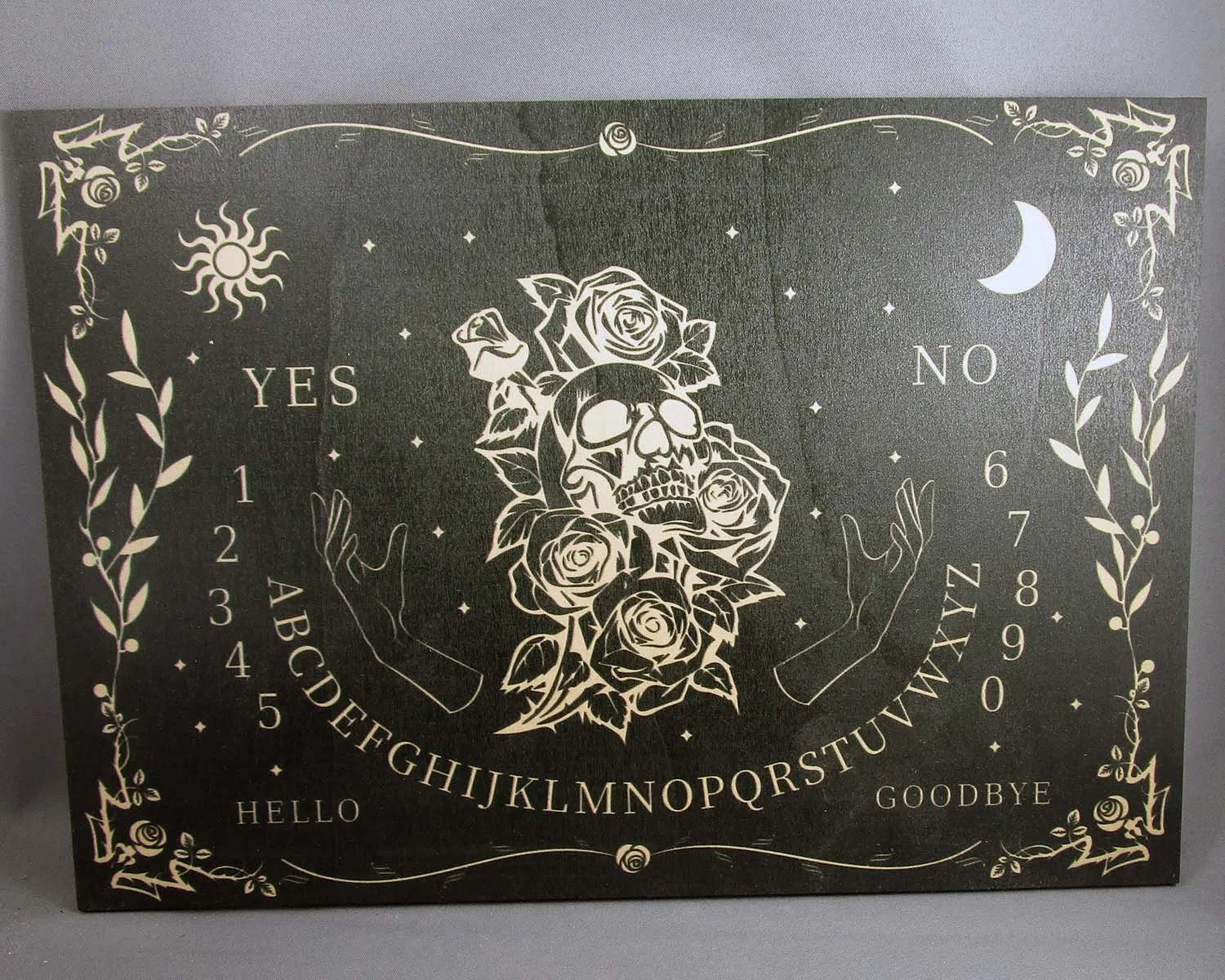 Black Spirit Board with Roses & Skull Design 1pc 4050-K