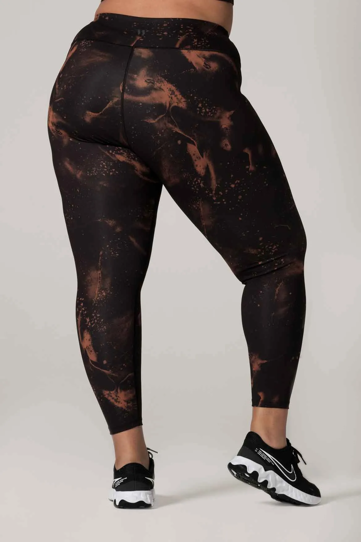 Camila Front Pocket Legging Pigment