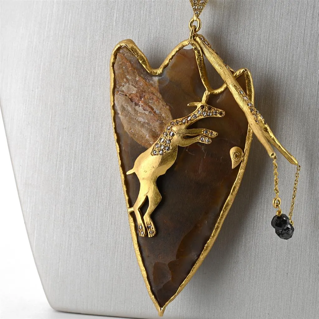 Coomi | Genuine Arrowhead, Diamond Pendant