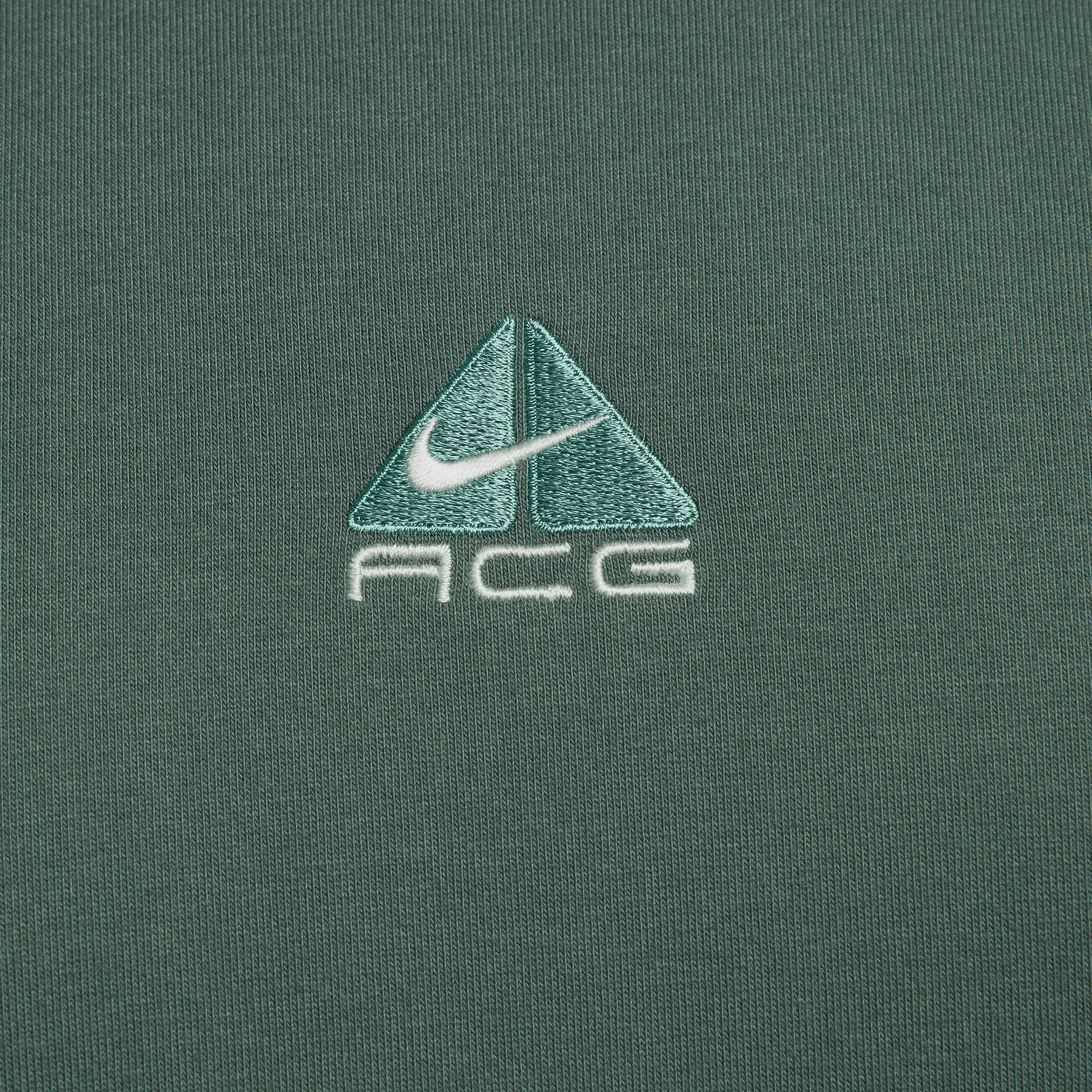 Men's Nike ACG Sustainable Materials Short Sleeve T-Shirt - Vintage Green