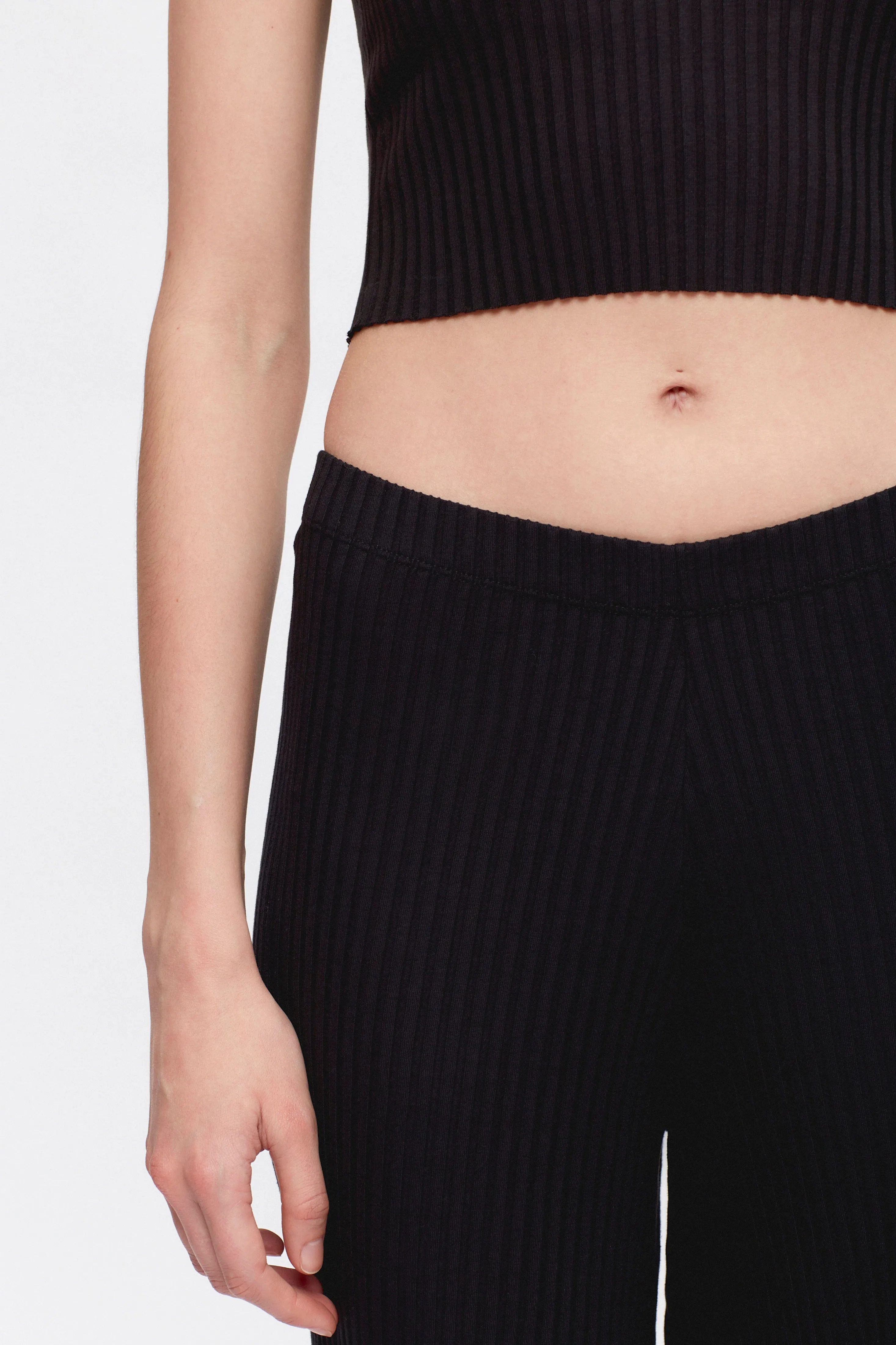 Women's Nile Rib Pant in Black