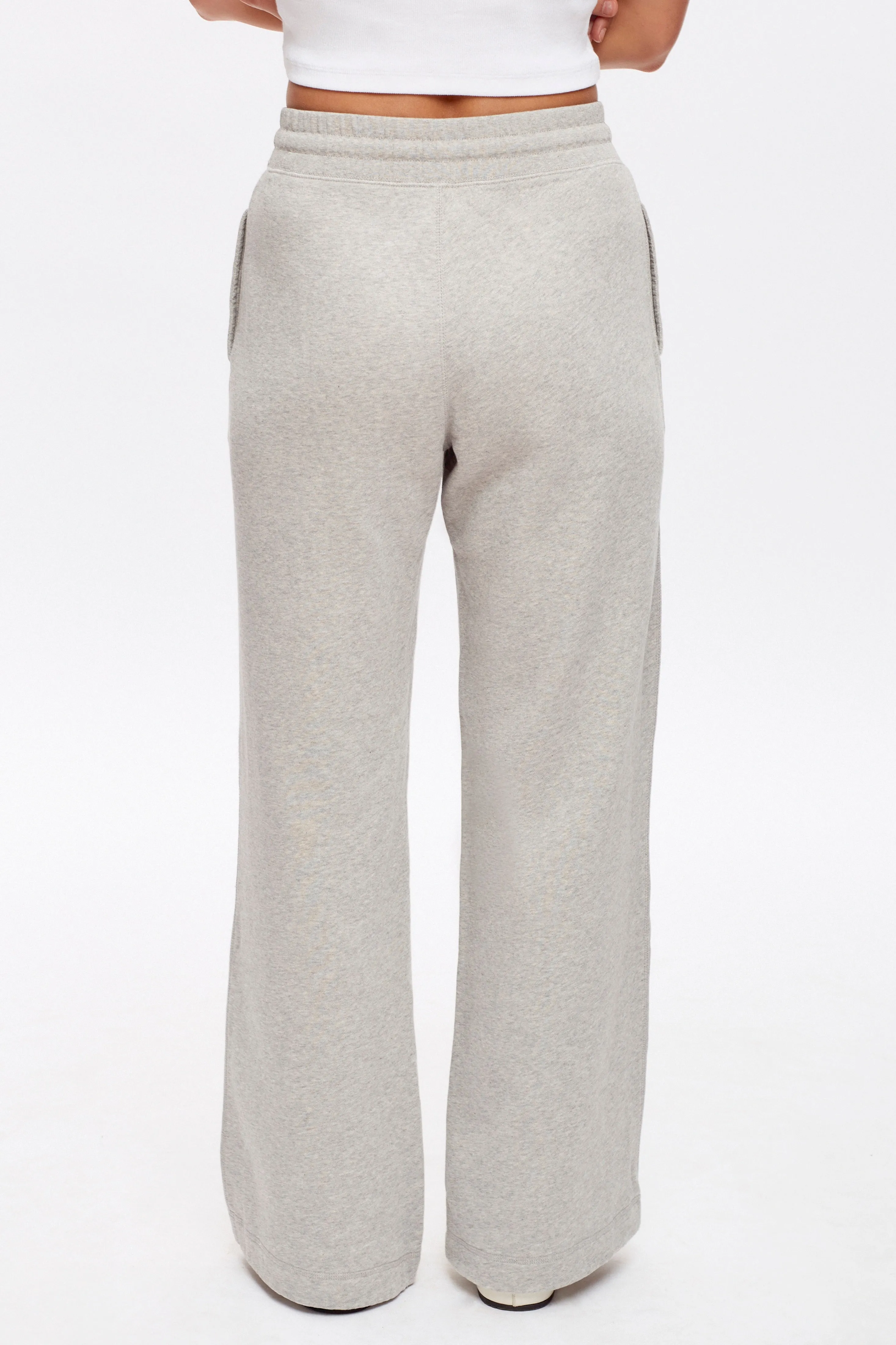 Women's Wide Leg Sweatpant in Heather Grey